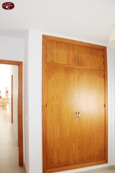 Armario empotrado del dormitorio principal
